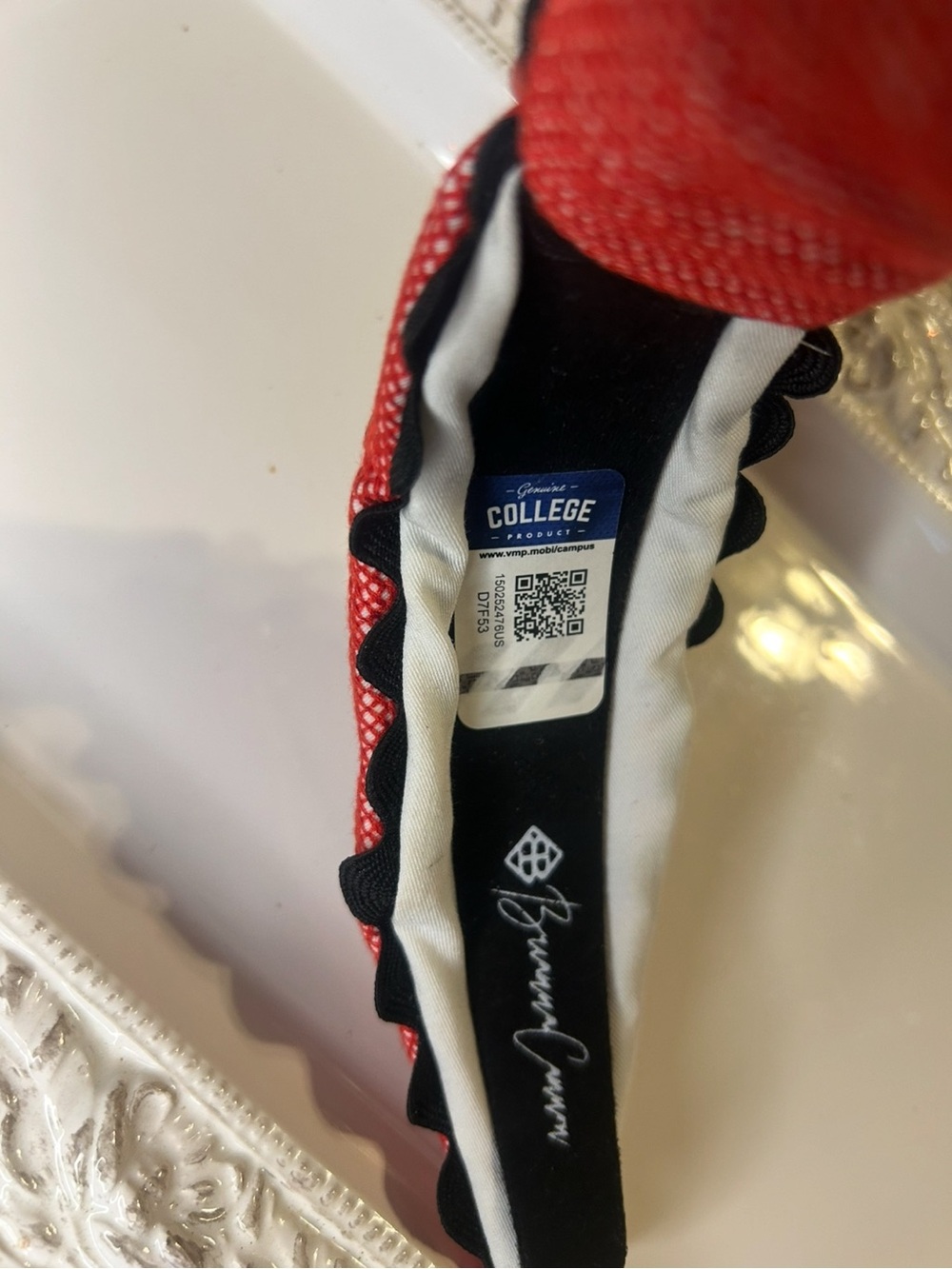 Brianna Cannon - Headband - UGA Logo - Red Cross Stitch - Picture 4 of 4